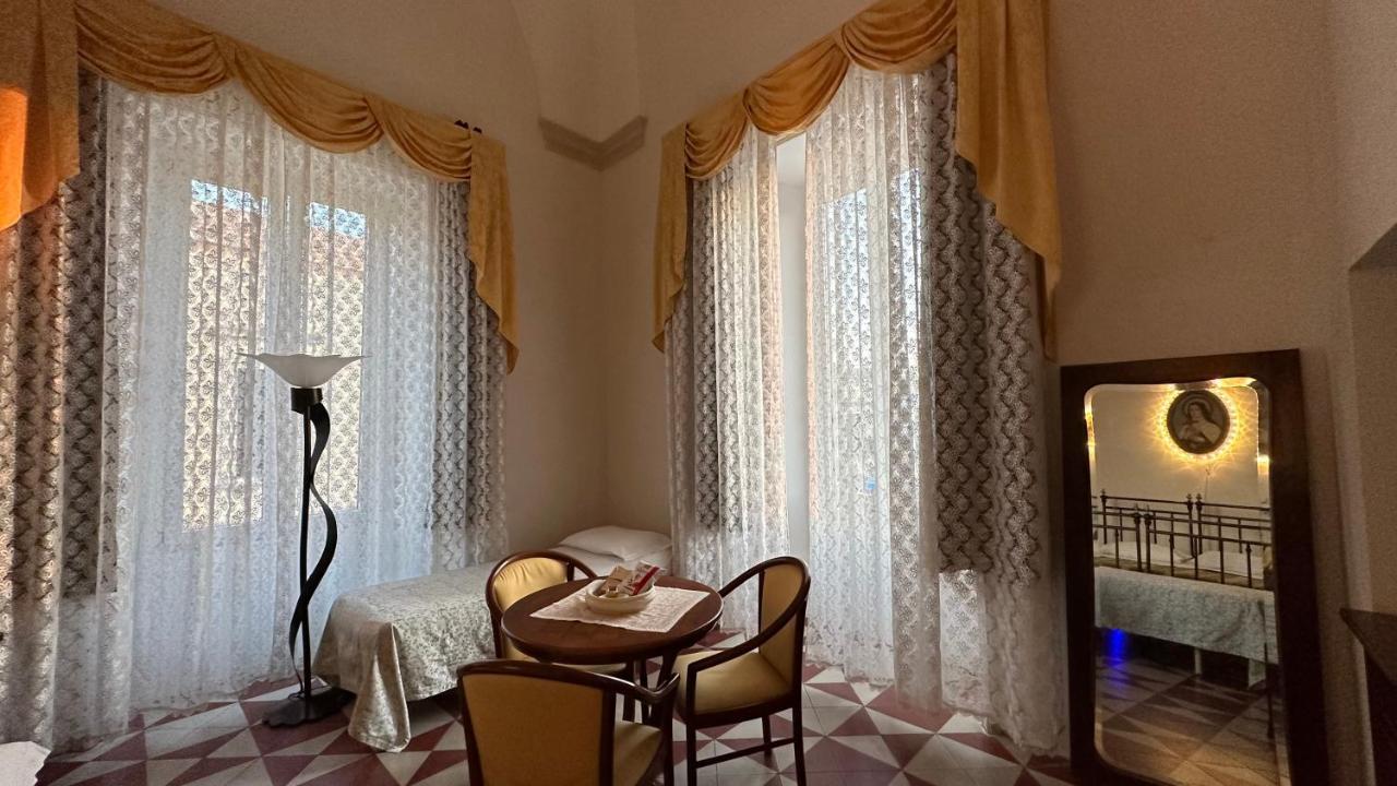 La Dimora Del Barone Hotell Vernole Eksteriør bilde